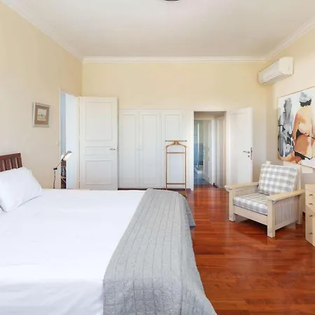 Arhondiko Villa Ermones