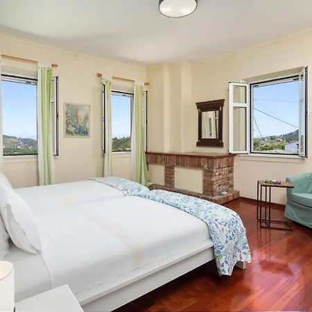 Vila Arhondiko By Vintage Travel Ermones