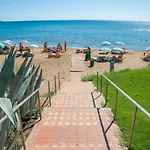 Arhondiko Villa *